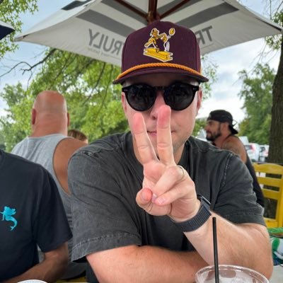 Layds_'s profile picture. They don't hate me because I'm old. They hate me because of my personality.