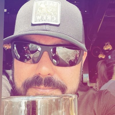 JSwe3n3y's profile picture. 