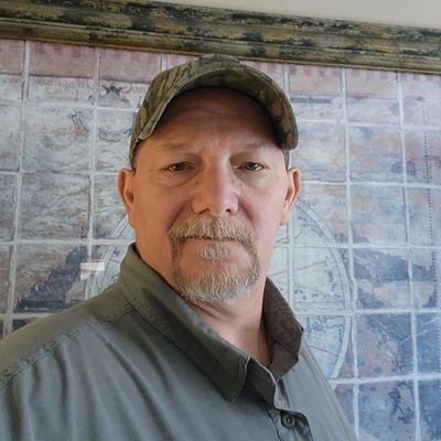 I'm just a hard working man who enjoys the simple things in life. I'm here to meet friends and chat,i do not hook up, or send money or cards so don't ask