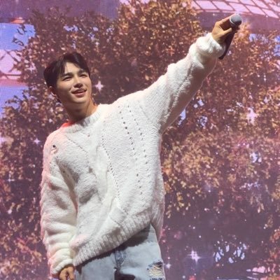 yohogold's profile picture. 배너 애정하는중💕 배우/공연 매너덕질 선호