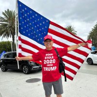 Charlie Curtis Chang (@charliec2chang) Twitter profile photo