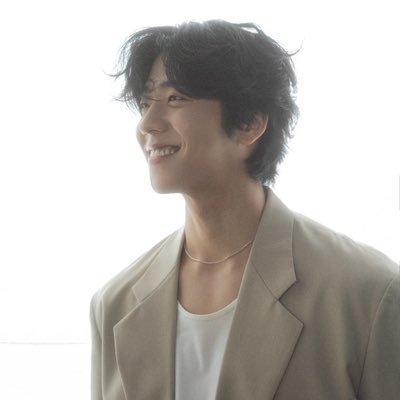 해바라기가 태양을 사랑하듯 채종협배우를 사랑하고 진심으로 응원해요🤟🏻CHAEst🌻 /日本公式FC会員 日韓夫婦🇰🇷🇯🇵 한국어가능🫶🏻🌻気ままにですが…ヒョプ関連の翻訳もしています🤲良ければどうぞ🐶(#ヒョプ翻訳🌻 #気ままに翻訳🌻 #오노추翻訳🌻 #ヒョプペンミレポ🌻 )