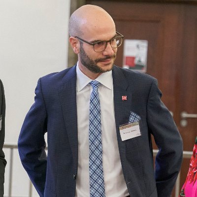 Strafrecht & Kriminologie -
Wissenschaft & Praxis -
Stellv. Direktor KrimZ & Rechtsanwalt -
Herausgeber