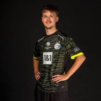 Dennis (@denninho8) 's Twitter Profile