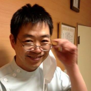 自称「素人科学者」広く浅く
引退間近の因業爺でツレとのんびり二人暮らし
趣味は料理・酒・電子工作・Linux・旅行・園芸・還暦過ぎピアノ・その他いろいろ
なぜか外国人の友達知り合いが多い
耳は聴こえないので人工内耳装着、平衡感覚喪失、ADHD、その他多重障害だが、お気楽に過ごしている