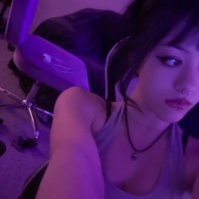 Streamer | Artist | she/her | 20 | @herlillia | Banner: @xcyting59