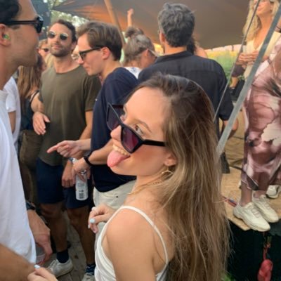 No es de la isla bonita y me tiene en su Palma