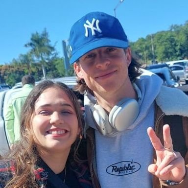 Lillyannto's profile picture. 