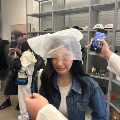 oseeano's profile picture. bless me achoooo