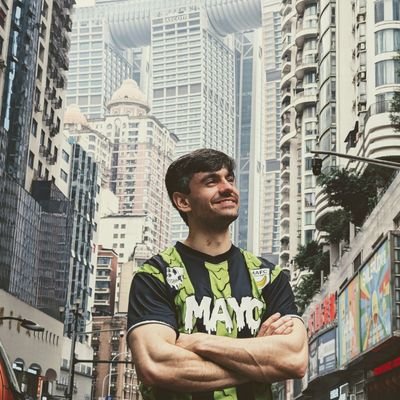 DarrenDeshane's profile picture. Art and NFTs.
🤠🇮🇪🍀