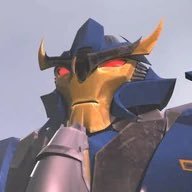 First lieutenant Dreadwing. All autobots/autbot sympathizers do not interact. (PARODY)
