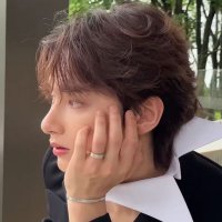 rení (@thepaleeisa) 's Twitter Profile