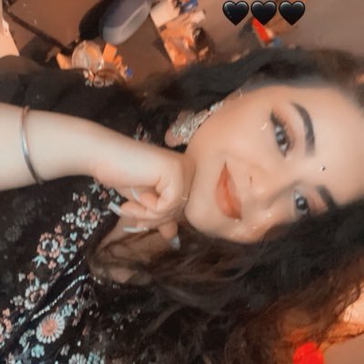 ChanderKritika's profile picture. 