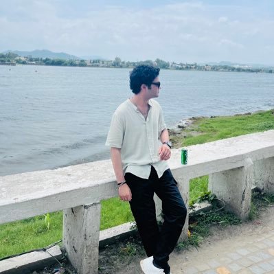 _somil's profile picture. 