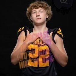 | 🏫 Topsail Highschool | | 4.125 GPA | | 5’9 180 | | OLB/ILB🏈| | 🎓27’|