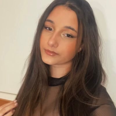 _mariahviana's profile picture. 🫠