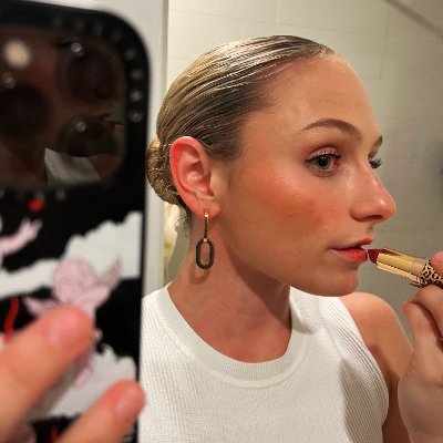 Lily Mae Lazarus Profile