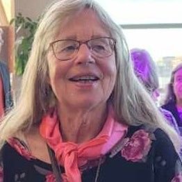 Sjungade blomstertok från Göteborg som odlar i Småland. Miljökämpe och Rebellmamma
Blockar alla tokhögertroll.
#antifascist