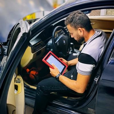 رسمنا على القلب وجه الوطن . نخيلا ونيلا وشعبآ اصيلا