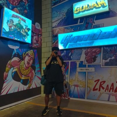 rhnmlna's profile picture. l