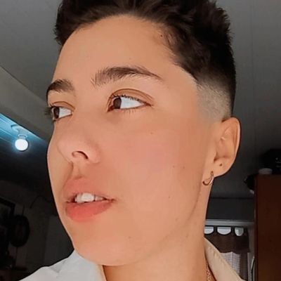 Gaúcha em Sc📍
20y
(L)GBTQIAPN+ ❤️✨🏳️🌈✨❤️
Outros Perfis:
@PoetaDeMomento
💐💐💐
