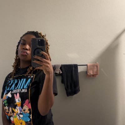 God is everything| 28|FAMU18; FSU21| DataNerd| look up, the sun is just a cloud away ❤️