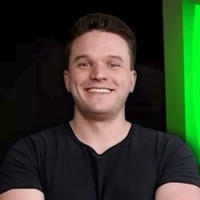 Not impersonating anyone. Posting random clips.
Help me to 5000 followers
