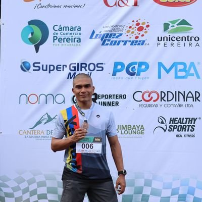 Deportista aficionado
• Crossfit 🏋🏽♂️
• Runner 🏃🏾♂️