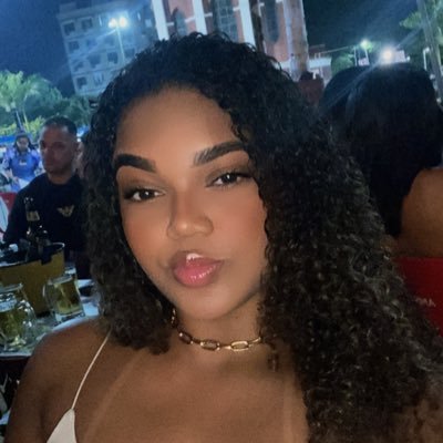 2003 | Capricorniana ♑ Professora Infantil 👩🏽‍🏫 🌙