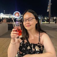 caro 💛 (@carolinebtn_) 's Twitter Profile Photo