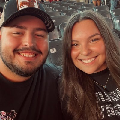 abshovis's profile picture. indy 📍 keeping it real since 1998