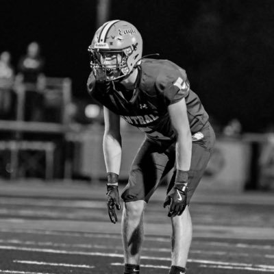 aidangraham1507's profile picture. Central Regional 2025 🏀 Guard 🏈DB/WR (6' 175) aidangraham@gmail.com