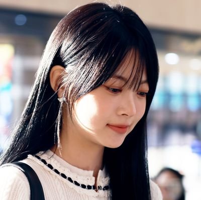 mooing_fim's profile picture. 성인 피어나 @le_sserafim