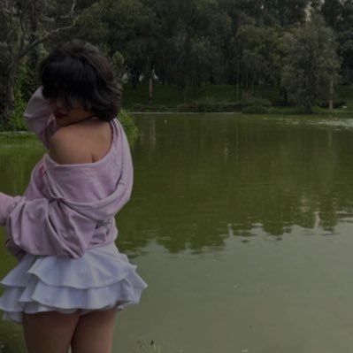 PRETTYBUNNY2005's profile picture. 