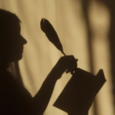 Umbra_Scriptor's profile picture. rizz 'em with my 'tism 💜💜                                                ||#umbrascriptor || Memento Mori 00:00:00:00