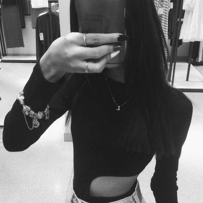 Slcs_010_'s profile picture. 