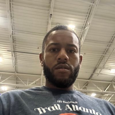 mikalwill's profile picture. 