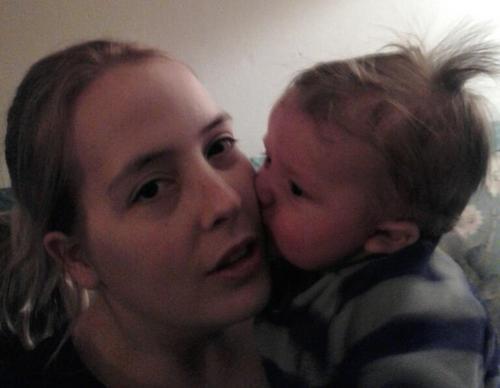 Hello all, my name is tania im 29 from.spfld,ma I am a full time single mother