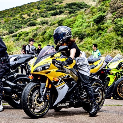 YZF-R25('15)▶︎YZF-R1 5vy