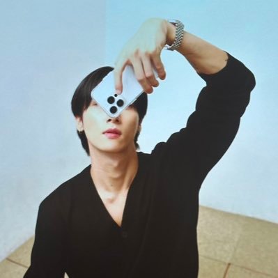 mauvesparks's profile picture. ⤷ @kyunieverse’s | prio: 꿍이, 민뭉이, 채채 ♡