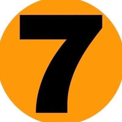 happyismeee_02's profile picture. Fansnya orang prik tapi ganteng