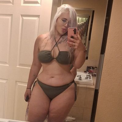 Alaska ➡️ Bay Area ✨️ curvy, sweet 🥹 blonde lover girl 😇content creator.