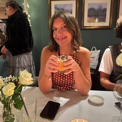 Jenherbz123's profile picture. 