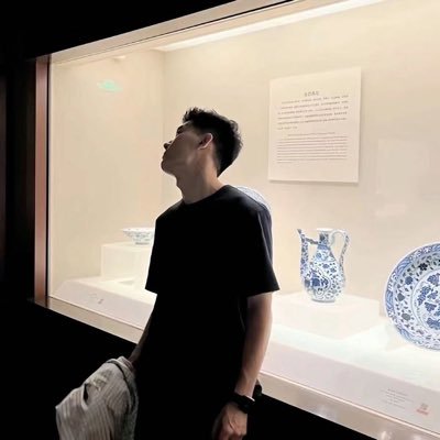 liyho162566's profile picture. 