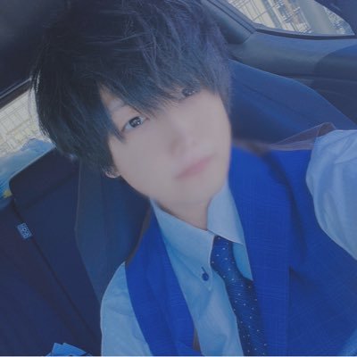 「The Grande's」 guitarist since 2012.05.31〜 Janne Da Arcと猫と青色のモノが心の底から大好きです。 youさん尊敬してます。↓↓↓YouTubeでギター弾いてます。