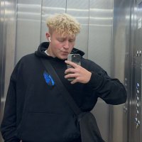 Luki (@luki1g) 's Twitter Profile