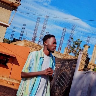 AmbayoOsca73209's profile picture. Thoughts never end in life