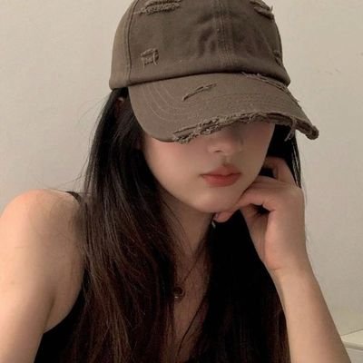 IvaitsMe's profile picture. You ONGly Live Once ⛄