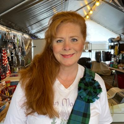 Redheadhillfarm's profile picture. 