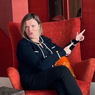 Ik maak als medisch socioloog, bestuurder & strategisch adviseur impact voor kwaliteit @IKONE_nl & https://t.co/yn1aiX69tF - Dromenrealisator @fierst_rocks